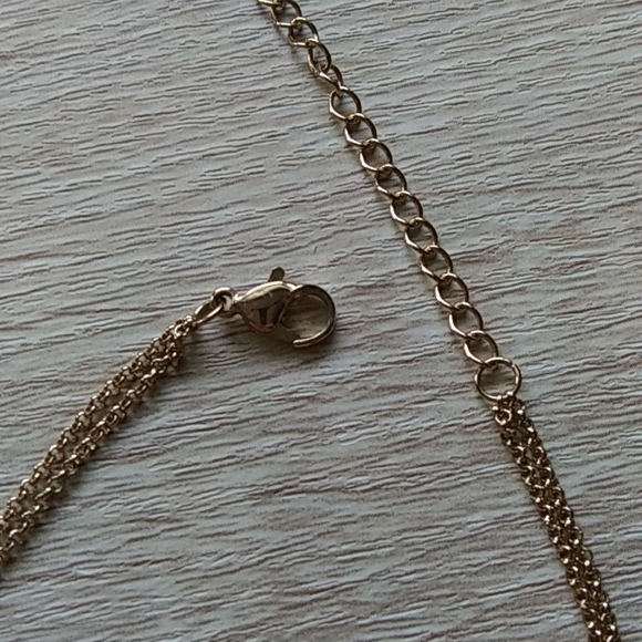 Flower Statement Necklace Pink - Picture 3 of 3